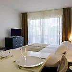 Adagio Promenade Des 4*
