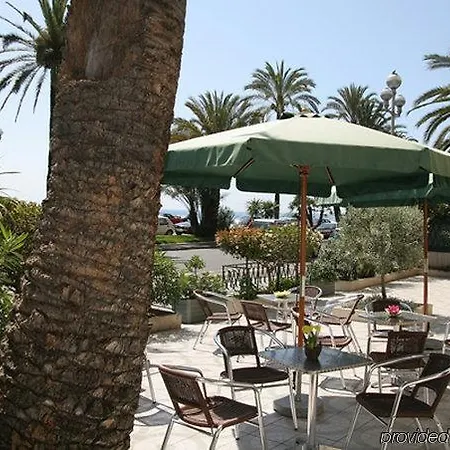 Lägenhetshotell Adagio Promenade Des Nice