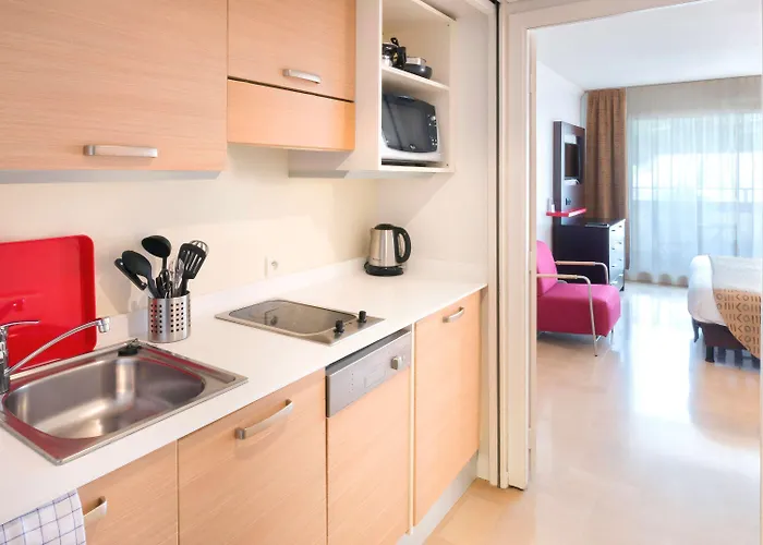 アパートホテル アパートホテル アダージョ プロムナード デ ザングレ