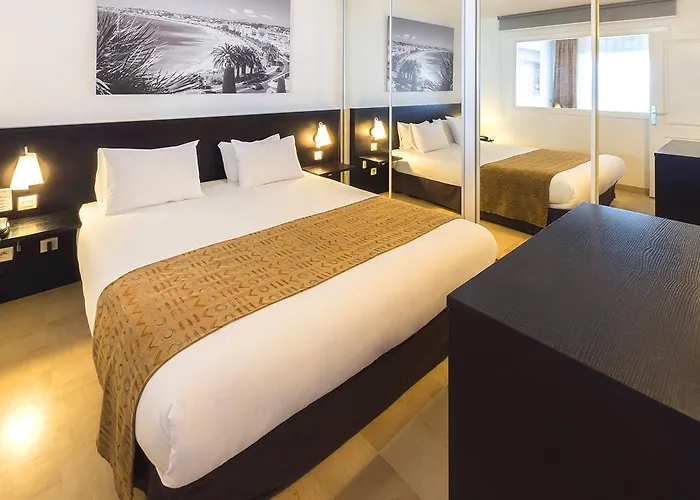 アパートホテル アパートホテル アダージョ プロムナード デ ザングレ