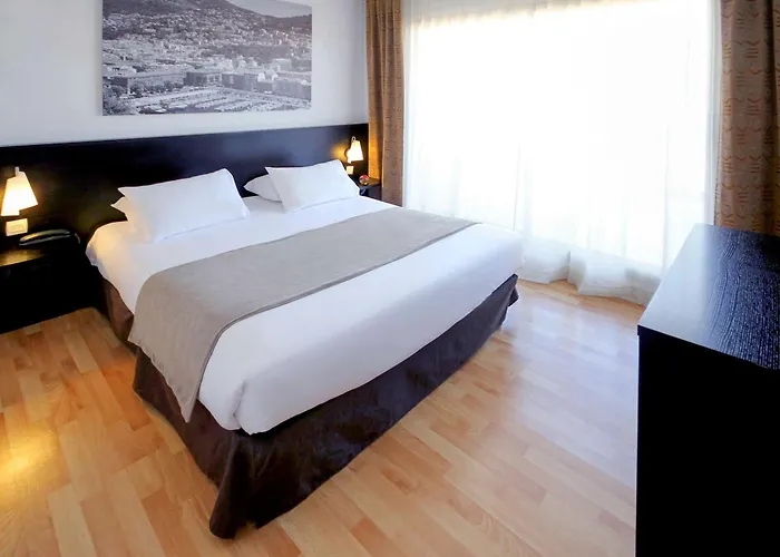 アパートホテル アダージョ プロムナード デ ザングレ