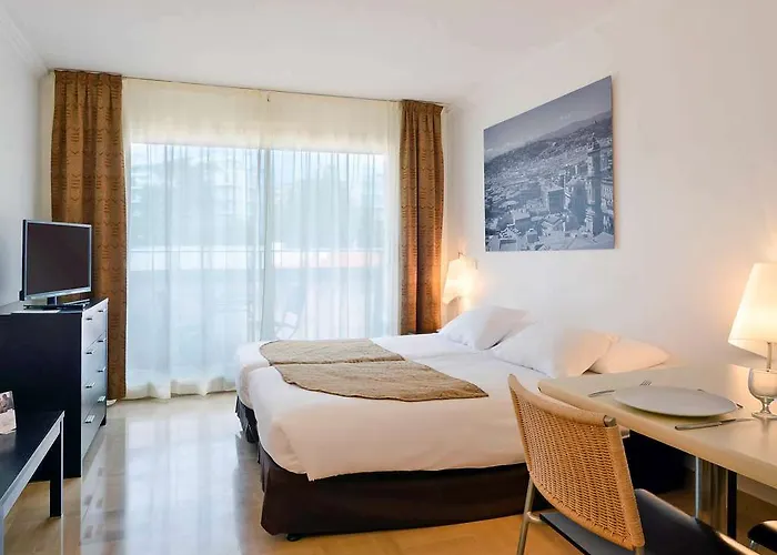 アパートホテル アパートホテル アダージョ プロムナード デ ザングレ