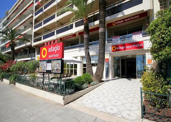 アパートホテル アパートホテル アダージョ プロムナード デ ザングレ 4*