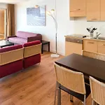 尼斯英国大道阿德吉奥公寓式酒店 公寓式酒店 4*
