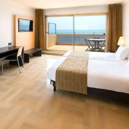 Adagio Promenade Des Apart Otel 4*